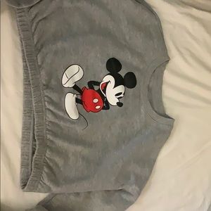 Cropped Crew Neck Disney sweater